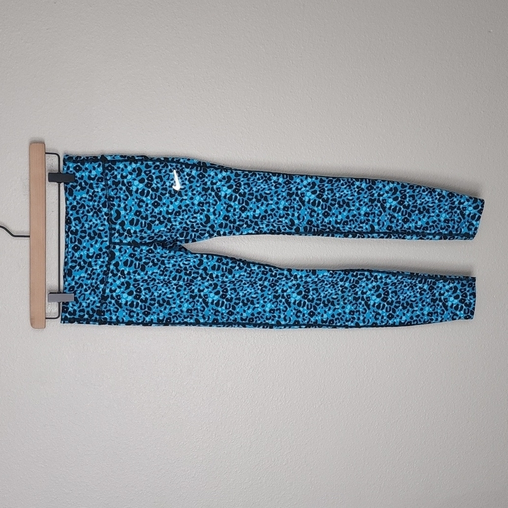 Nike Dri-Fit Leopard Print Lotus Epic Running Leggings